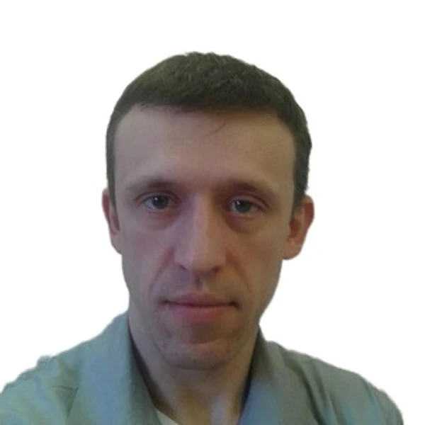 Смоленский Дмитрий Владимирович — Нейрохирург, Калининград