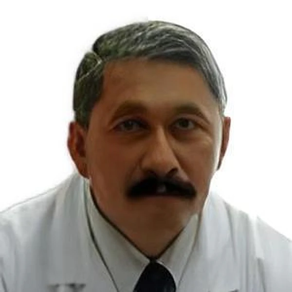 Гилазиев Аюп Якупович — Ортопед, Травматолог, Казань