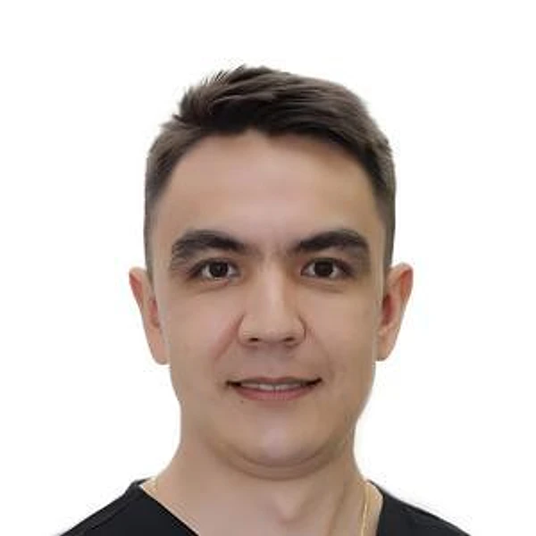 Хамитов Марат Равилевич — Онколог, ЛОР, Казань