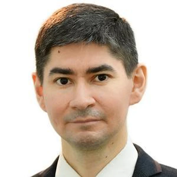 Зайнуллин Ринат Мухаметович — Офтальмолог-хирург, Офтальмолог (окулист), Москва