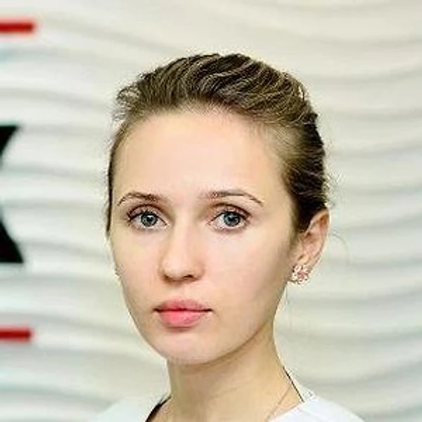 Исаева Евгения Константиновна — ЛОР, Владивосток
