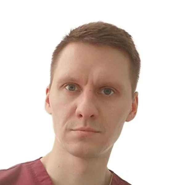 Матиенко Виталий Анатольевич — Стоматолог-хирург, Омск