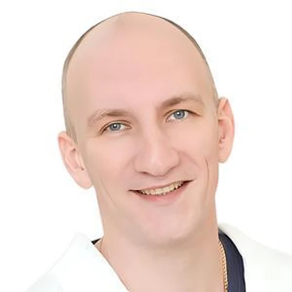 Максимов Кирилл Максимович — Ортопед, Вертебролог, Мануальный терапевт, Травматолог, Омск