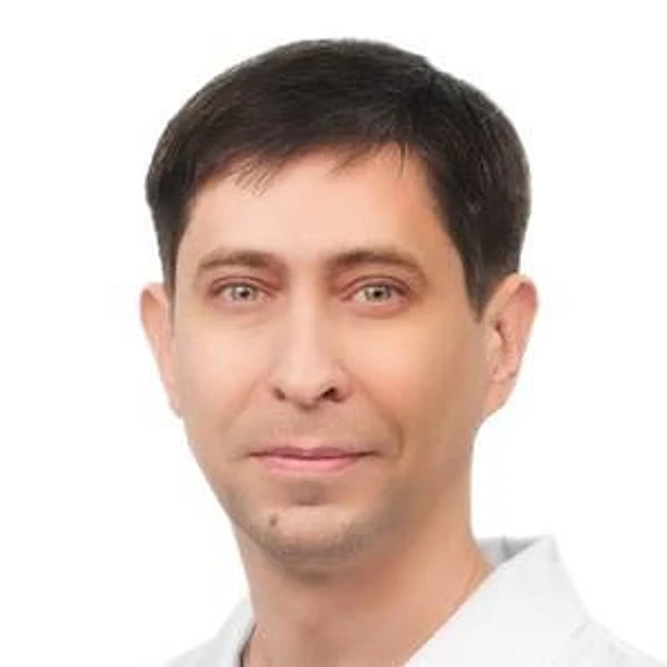 Обрывалин Максим Васильевич — Офтальмолог-хирург, Омск