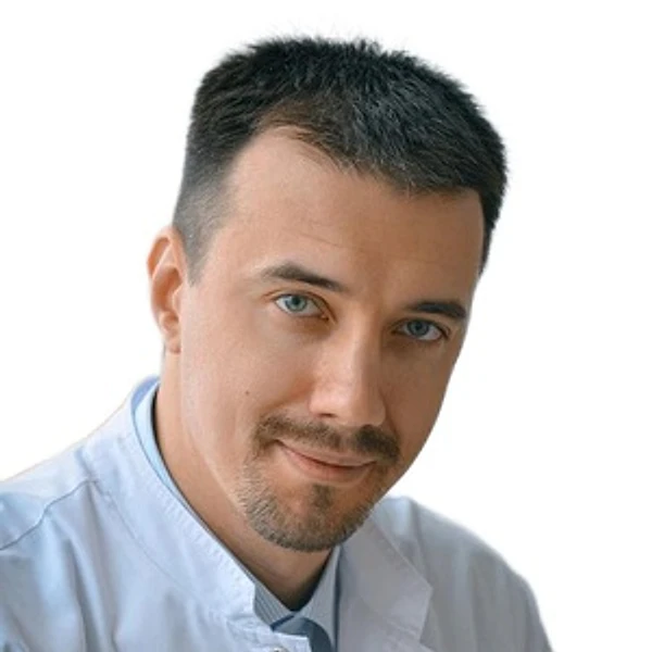 Титов Александр Сергеевич — Пластический хирург, Челюстно-лицевой хирург, Омск