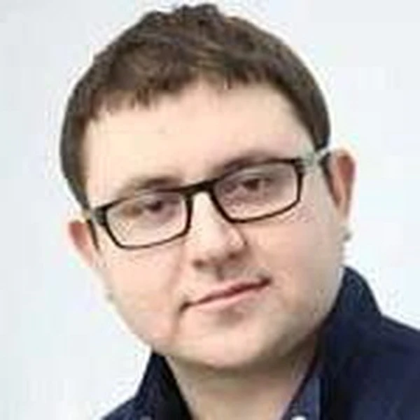Симахов Роман Вячеславович — Стоматолог-ортопед, Стоматолог-хирург, Омск