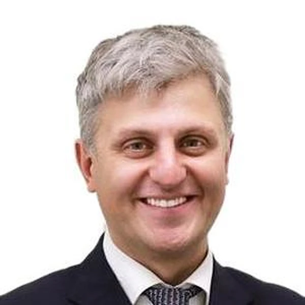 Ахмеров Ренат Рашидович — Пластический хирург, Врач-косметолог, Онколог-дерматолог, Челюстно-лицевой хирург, Москва