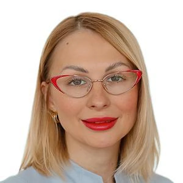 Смирнова Ксения Алексеевна — Дерматолог, Венеролог, Врач-косметолог, Дерматовенеролог, Санкт-Петербург