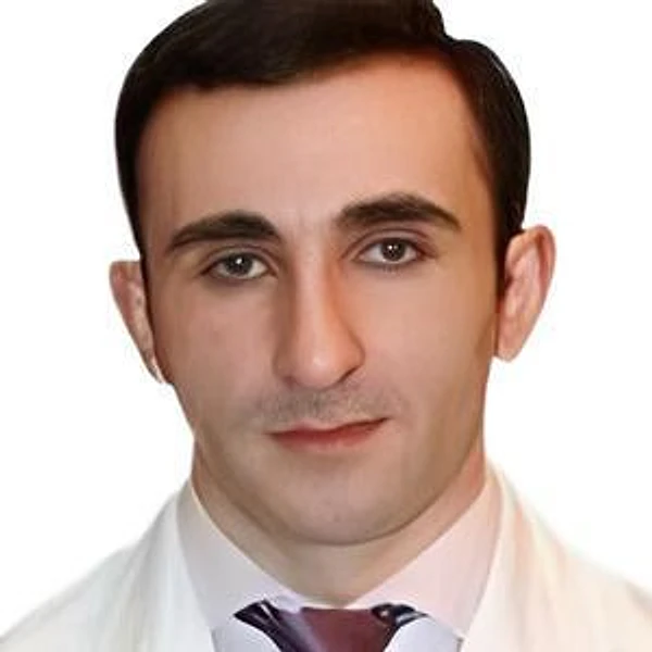 Тамазян Карен Сергеевич — Стоматолог, Гнатолог, Стоматолог-гигиенист, Стоматолог-имплантолог, Стоматолог-ортопед, Стоматолог-хирург, Москва