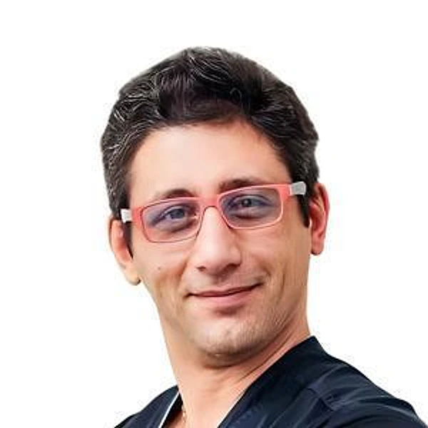 Шушарджан Рубен Сергеевич — Мануальный терапевт, Невролог, Москва