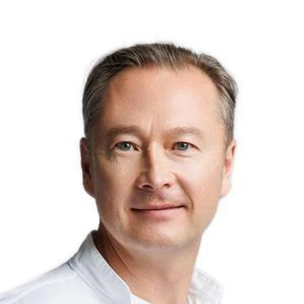 Мухамадиев Дамир Миргасимович — Стоматолог-хирург, Стоматолог-имплантолог, Москва