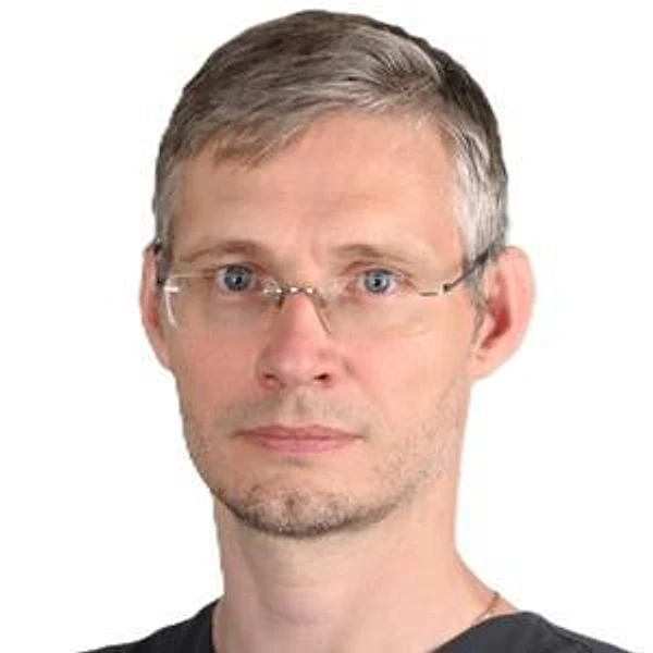 Новоженин Иван Владимирович — Стоматолог-имплантолог, Стоматолог, Стоматолог-ортопед, Люберцы