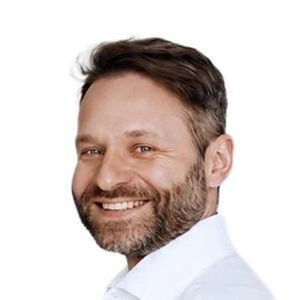 Маланичев Михаил Юрьевич — Пластический хирург, Москва
