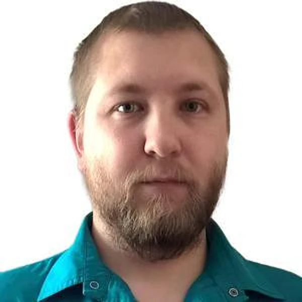 Гуляев Максим Геннадьевич — Хирург, Яхрома