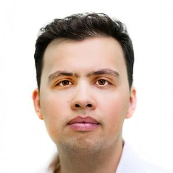 Бобылев Максим Константинович — Сосудистый хирург (ангиохирург), Малоинвазивный хирург, Флеболог, Ижевск