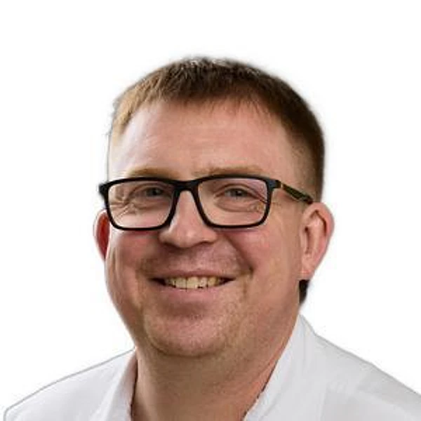Поздняков Денис Григорьевич — Стоматолог-хирург, Стоматолог-имплантолог, Видное