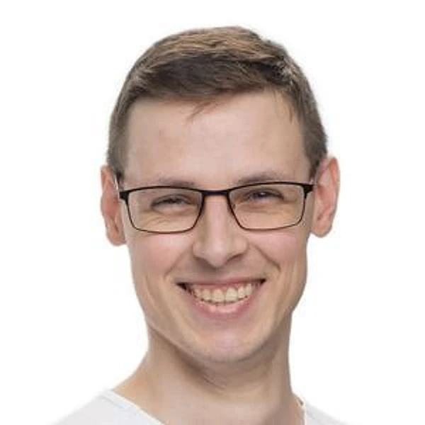Денисов Андрей Юрьевич — Стоматолог-имплантолог, Стоматолог-хирург, Санкт-Петербург