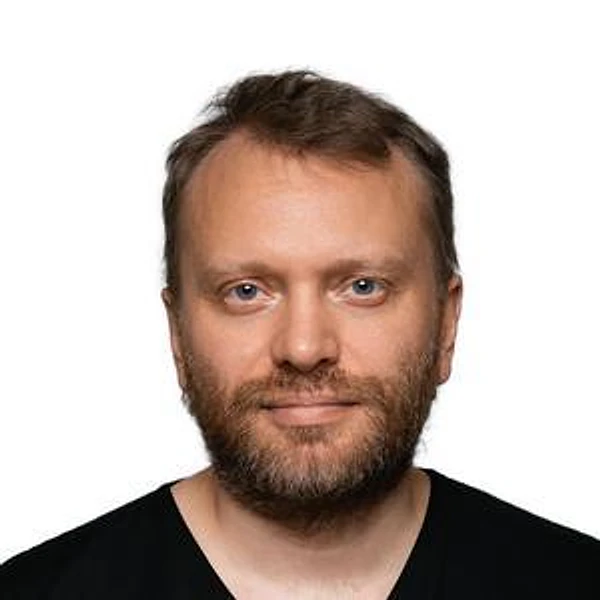 Лукьянов Сергей Александрович — Челюстно-лицевой хирург, Стоматолог-имплантолог, Стоматолог-хирург, Санкт-Петербург