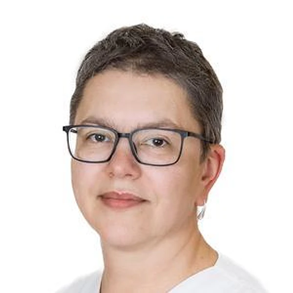 Смирнова Ольга Юрьевна — Стоматолог, Стоматолог-хирург, Санкт-Петербург