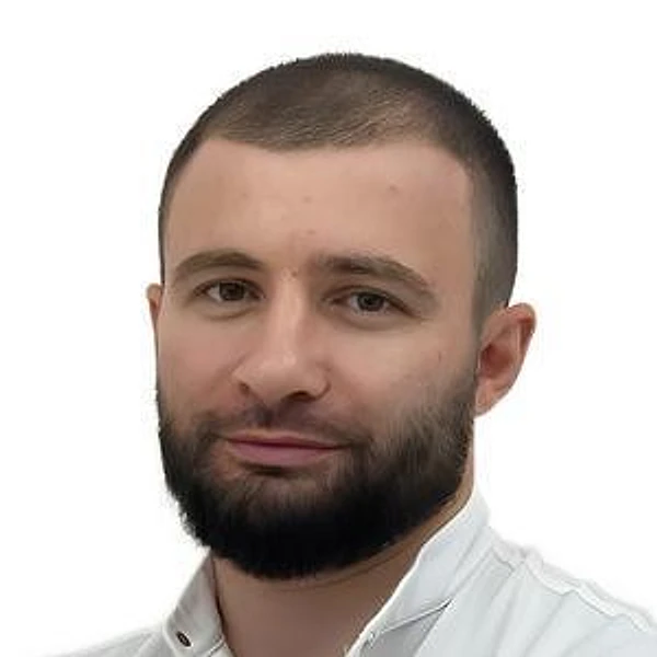 Муслимов Александр Олегович — Челюстно-лицевой хирург, Стоматолог-имплантолог, Стоматолог-хирург, Москва