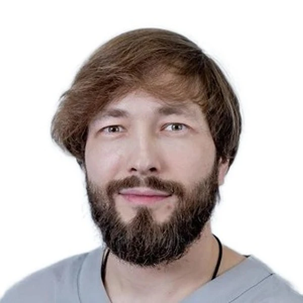 Некрасов Илья Сергеевич — Остеопат, Мануальный терапевт, Санкт-Петербург