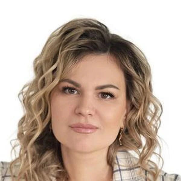 Пырялова Юлия Александровна — Гинеколог-эндокринолог, Гинеколог, Акушер, Врач УЗИ, Детский гинеколог, Нутрициолог, Новокузнецк
