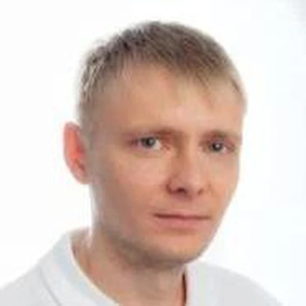 Комаров Павел Викторович — Стоматолог, Санкт-Петербург