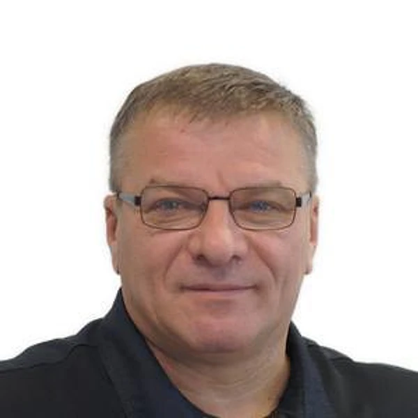 Эпп Максим Арнович — Стоматолог, Стоматолог-имплантолог, Стоматолог-ортопед, Стоматолог-хирург, Екатеринбург