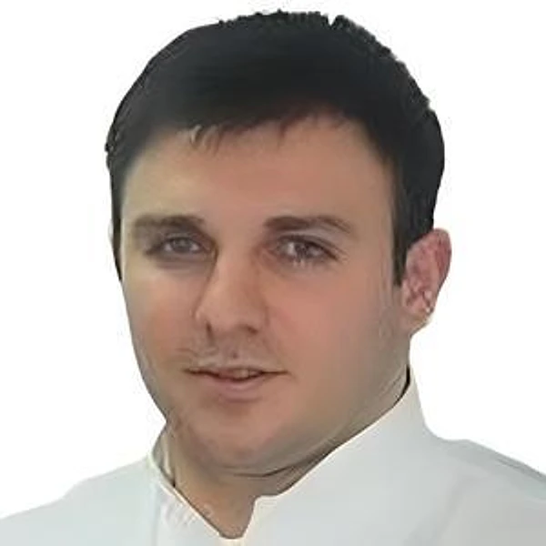 Амбалов Давид Казбекович — Стоматолог-имплантолог, Владикавказ