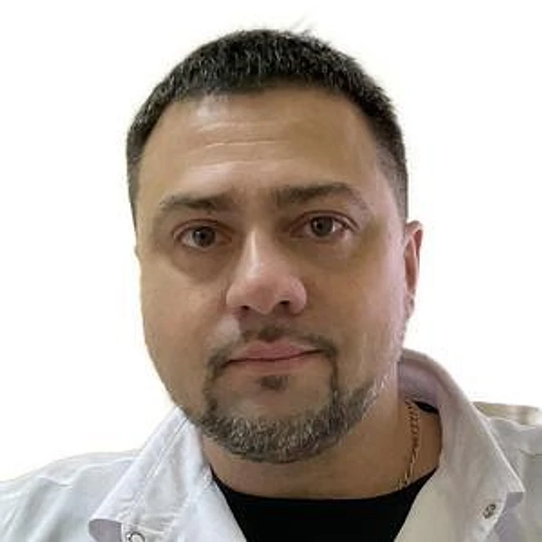 Ерахтин Евгений Евгеньевич — Нейрохирург, Красноярск