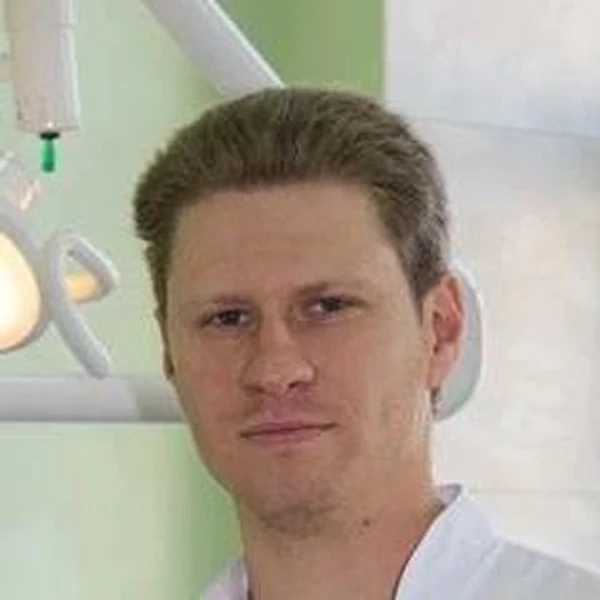 Есин Павел Сергеевич — Стоматолог-ортопед, Астрахань