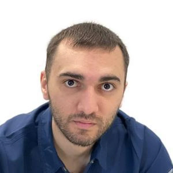 Габриелян Армен Азатович — Хирург, Красноярск