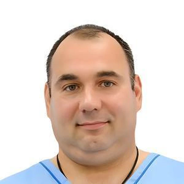 Попов Михаил Игоревич — Стоматолог-имплантолог, Стоматолог-ортопед, Стоматолог-хирург, Москва