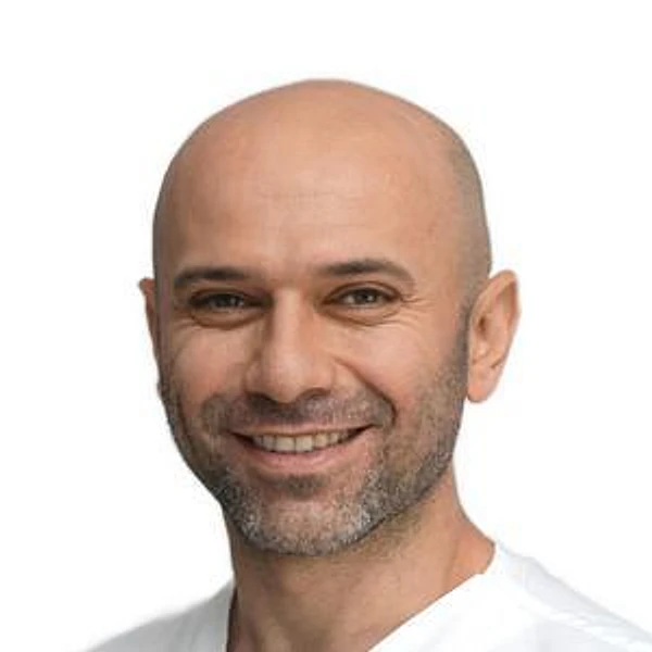 Геворгян Артем Альбертович — Стоматолог-ортопед, Ставрополь