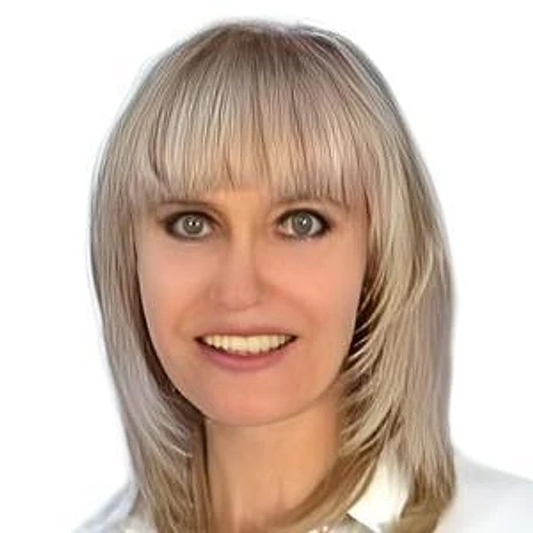 Логачева Ланега Алексеевна — Стоматолог-имплантолог, Стоматолог-хирург, Красноярск
