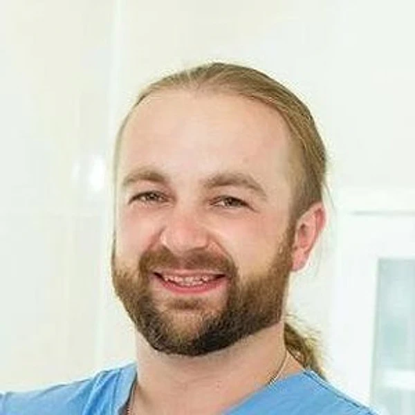 Солдатов Илья Евгеньевич — Стоматолог-ортопед, Стоматолог, Красноярск