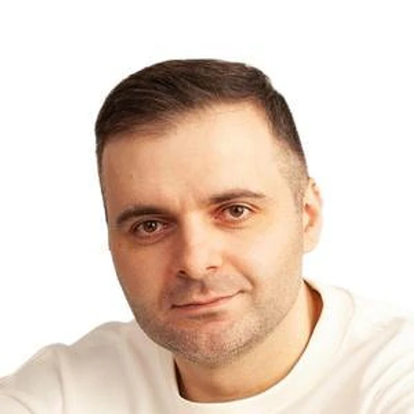 Огмрцян Бениамин Арменакович — Стоматолог-имплантолог, Пародонтолог, Стоматолог-хирург, Челюстно-лицевой хирург, Красноярск