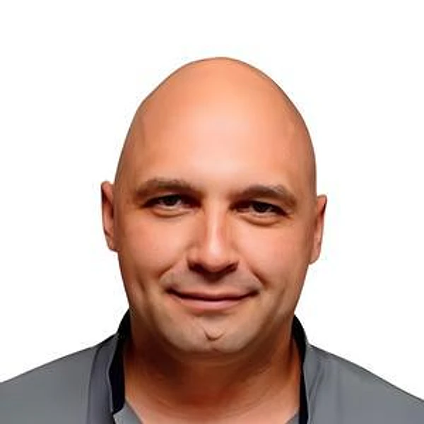 Гнатюк Яков Анатольевич — Онколог, Малоинвазивный хирург, Челябинск