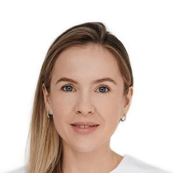 Денисова Елена Николаевна — Врач-косметолог, Иркутск