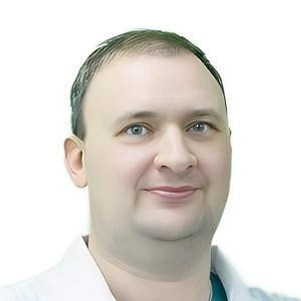 Иванюк Артем Сергеевич — Торакальный хирург, Пермь