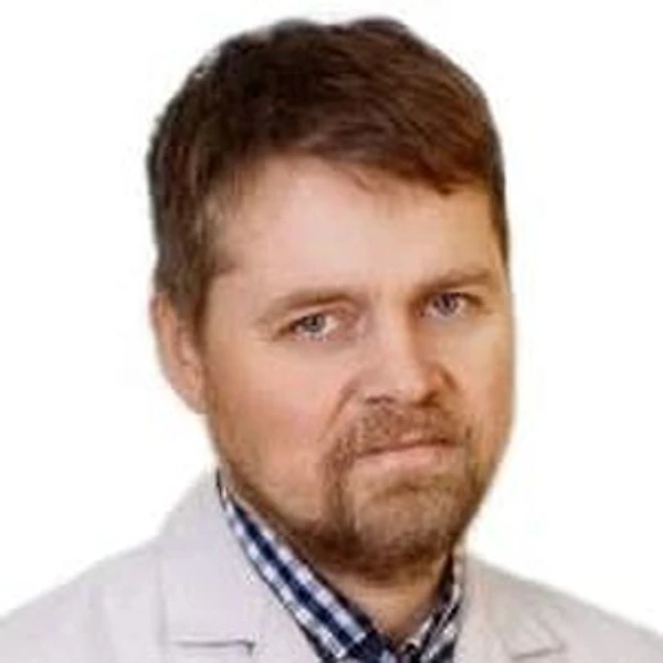 Назаренко Илья Сергеевич — Врач скорой помощи, Санкт-Петербург