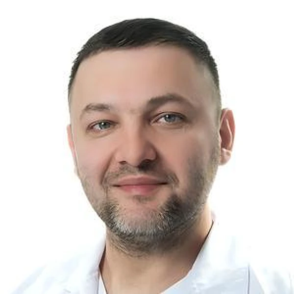 Магомедов Дамир Магомедович — Ортопед, Травматолог, Хирург, Москва