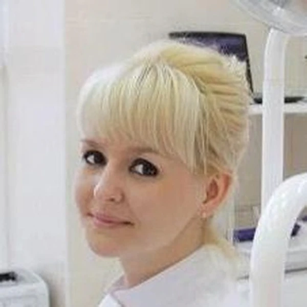 Солдатенкова Анна Анатольевна — Стоматолог, Тольятти