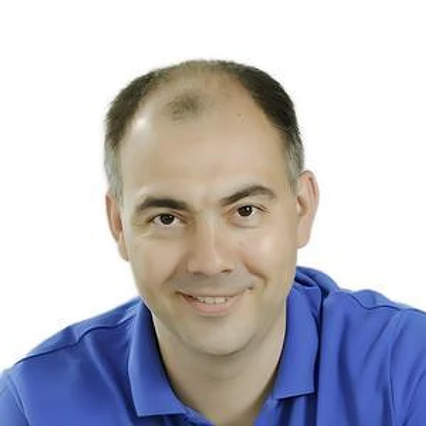 Мартынов Тарас Владимирович — Стоматолог-имплантолог, Стоматолог-хирург, Тольятти