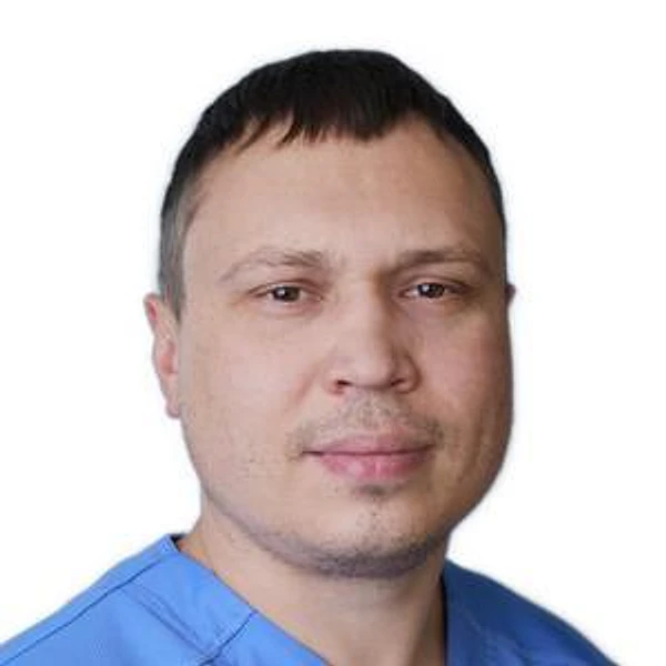Овсянников Константин Сергеевич — Нейрохирург, Новосибирск