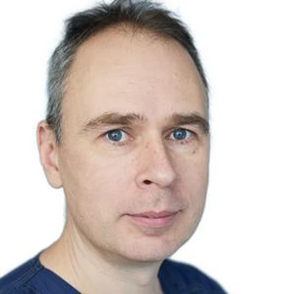 Халепа Роман Владимирович — Нейрохирург, Новосибирск