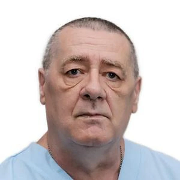Кузняк Эдуард Геннадьевич — Эндоскопист, Барнаул