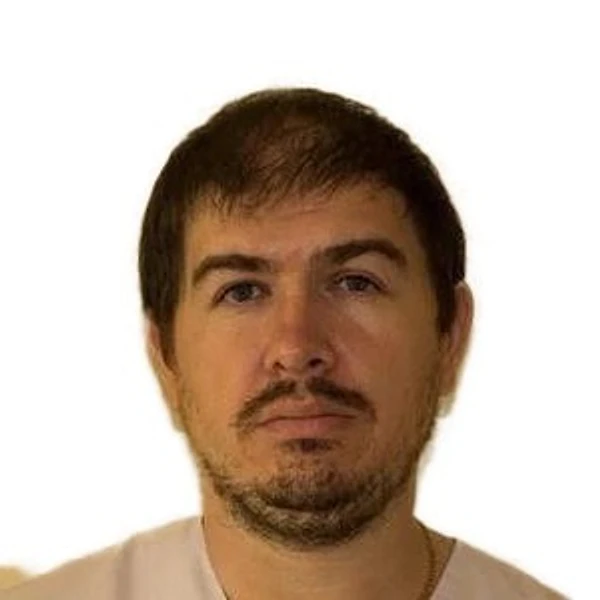 Анистратенко Артем Николаевич — Остеопат, Кинезиолог, Владивосток