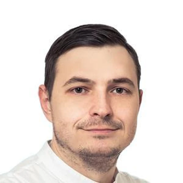 Коновалов Александр Евгеньевич — Стоматолог, Владивосток