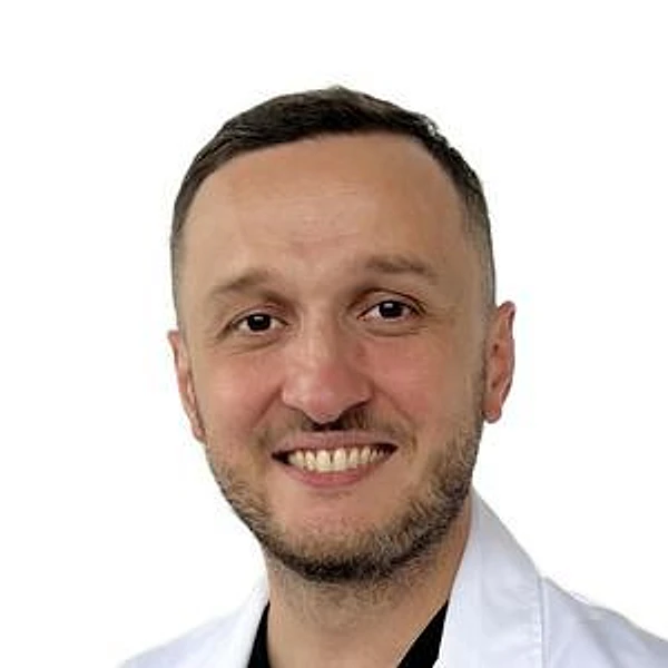 Брантов Асхад Галимович — Пластический хирург, Воронеж